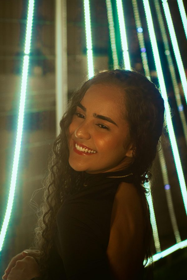 Chic et audacieuse : la tenue de soirée combinaison idéale